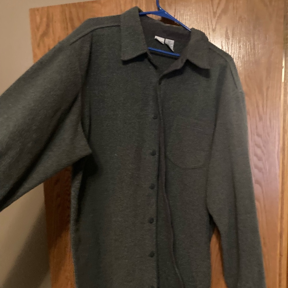 Cherokee XLT grey fleece button down shirt